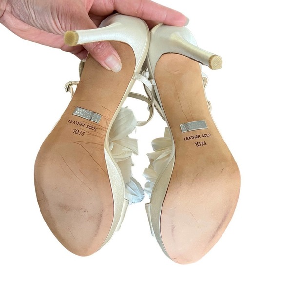 BADGLEY MISCHKA ADELE open-toe FLOWER T-strap High Heels Size 10 - Picture 4 of 9